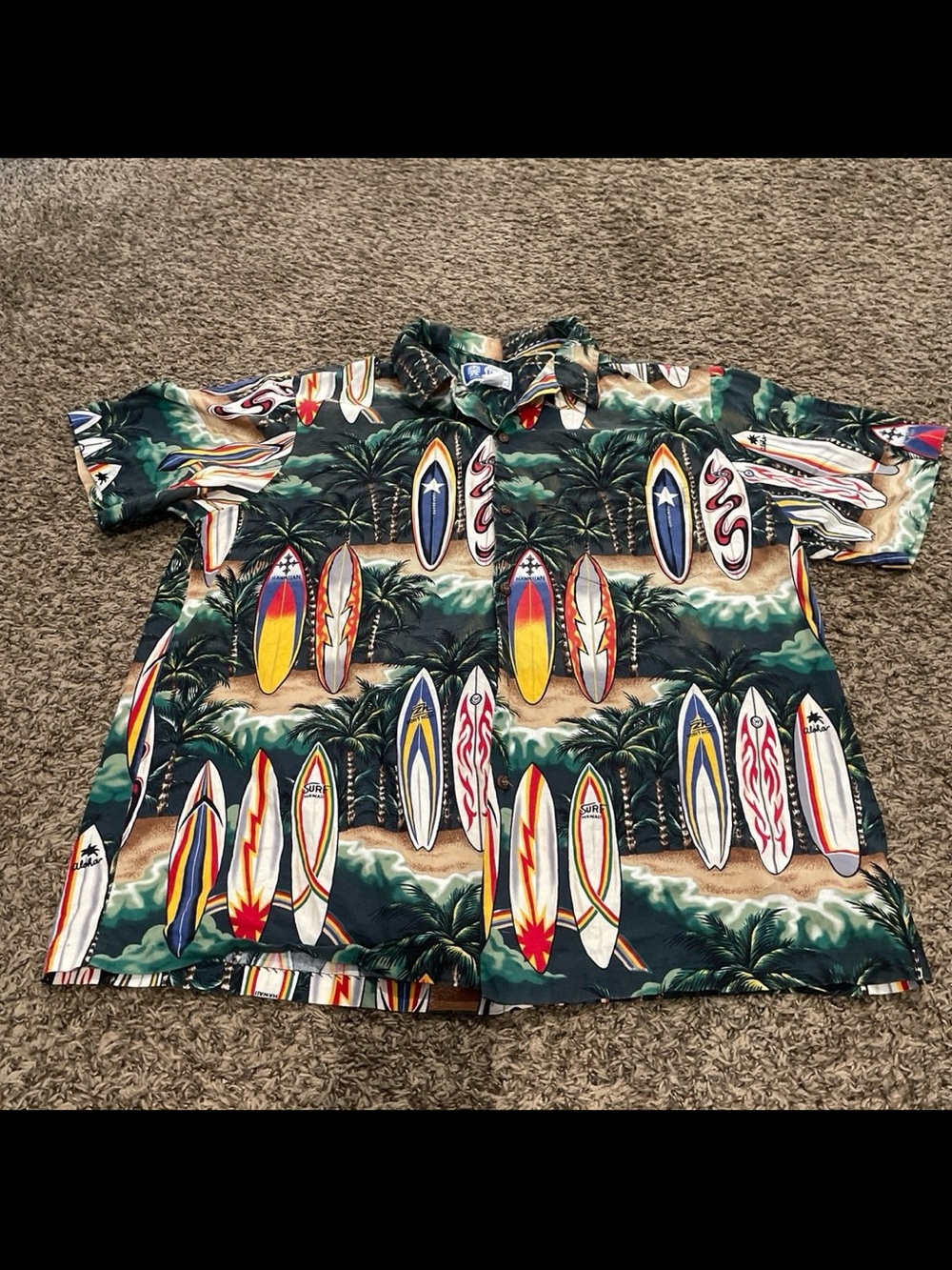 RJC made in Hawaii surfboard Hawaiian print, button-down shirt, men’s XL